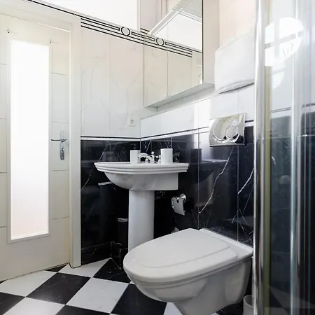 H4N Loft Maisonette Modern Bright And Special *